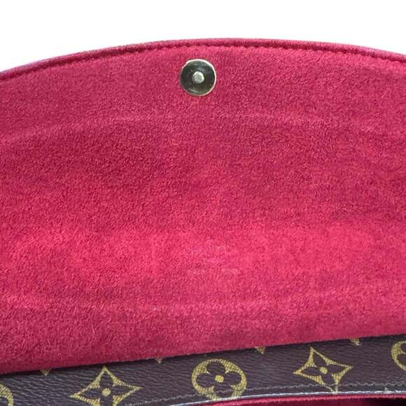 LOUIS VUITTON Authentic Brown Monogram Canvas Bag - Picture 10 of 11